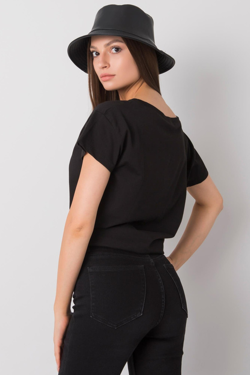 Must Silva trükiga T-särk