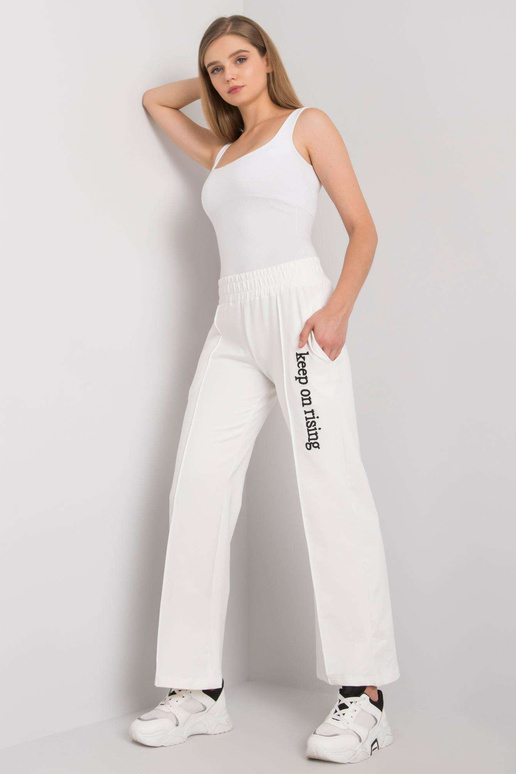 Ecru dressipüksid sirge säärega Dennise