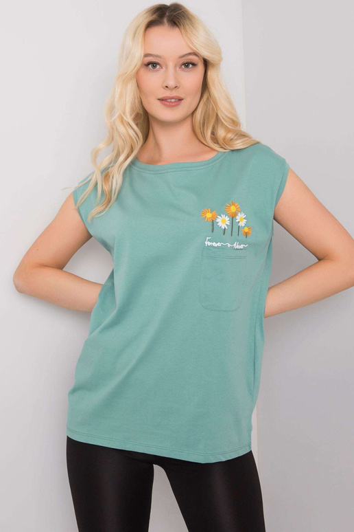 Saara heleroheline pluus