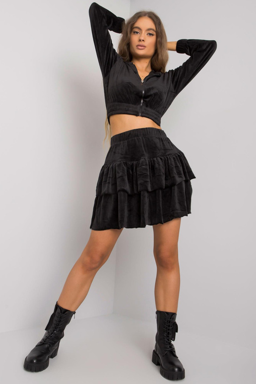 Must veluurkomplekt seelikuga Letta