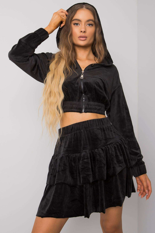 Must veluurkomplekt seelikuga Letta