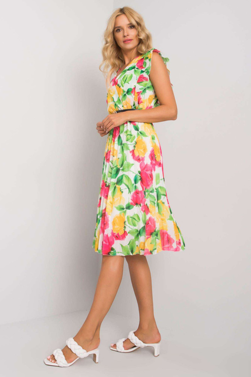 Valge ja tumeroosa lilleline kleit...