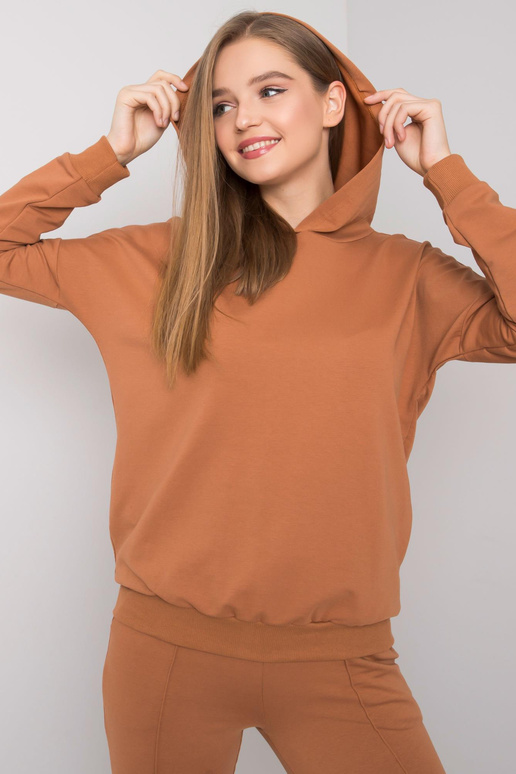 Helepruun dressipluusi komplekt...