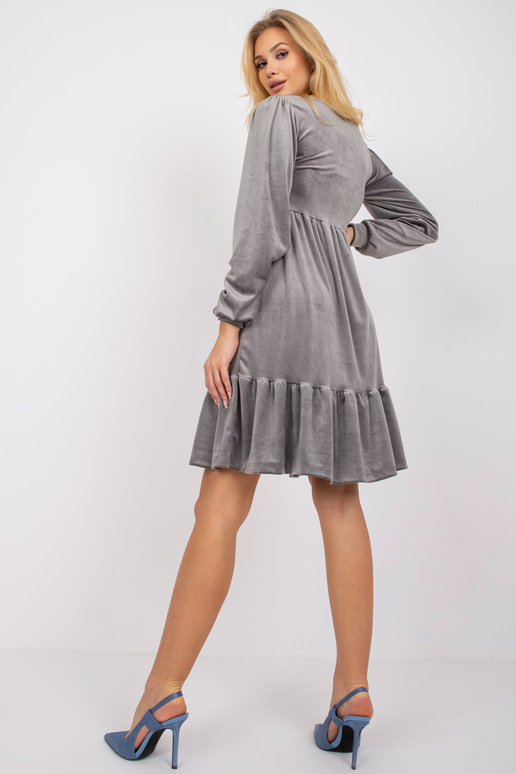 Hall veluurkleit volangiga Modena Hall veluurkleit volangiga Modena