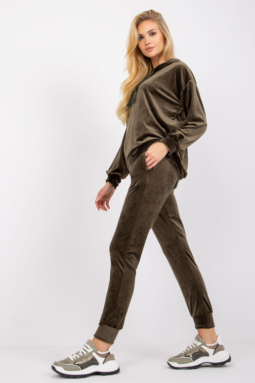 Khaki kaheosaline veluurkomplekt Avignon Khaki kaheosaline veluurkomplekt Avignon