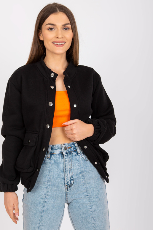 Zuzanna must puuvillane kapuutsiga...