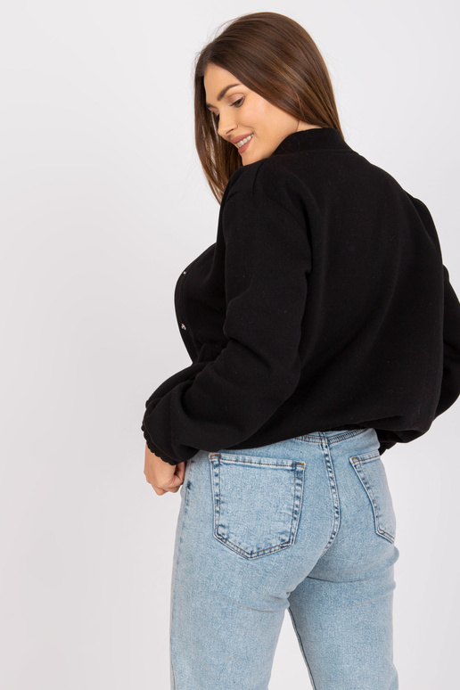 Zuzanna must puuvillane kapuutsiga...