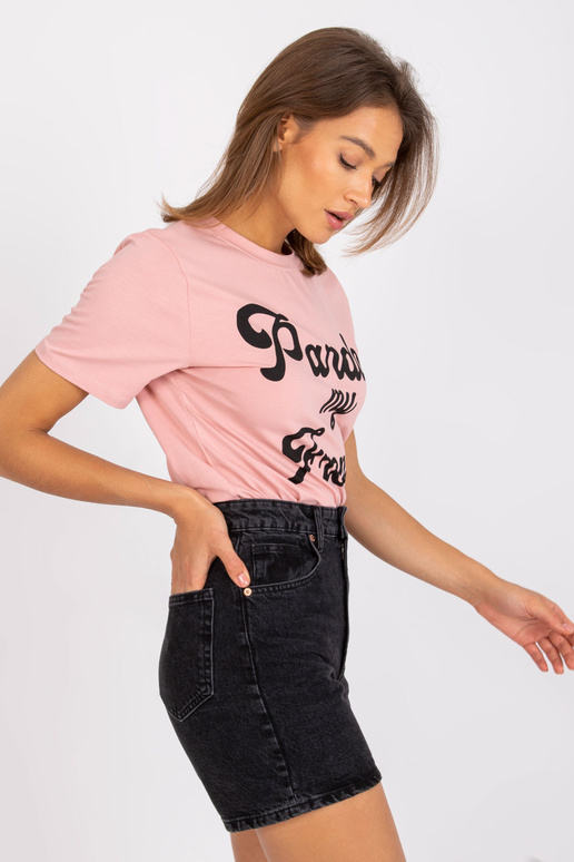 Kahvaturoosa naiste ümarkaelusega...