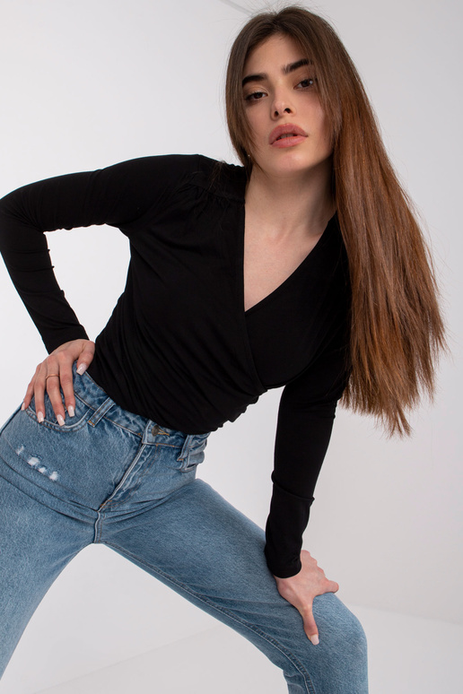 Must kaelusega pluus Alicante