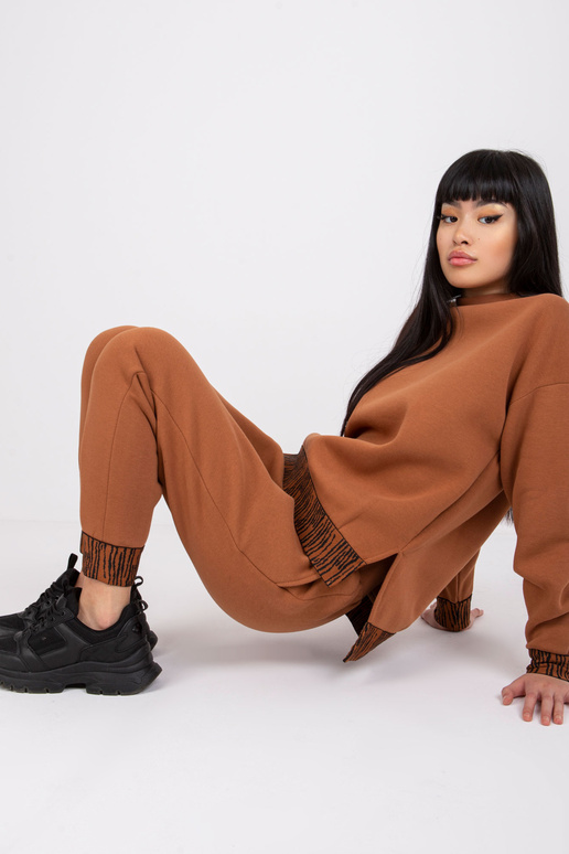 Helepruun dressikomplekt Oslo Helepruun dressikomplekt Oslo