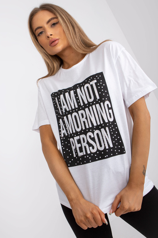 Valge aplikatsiooni ja lühikeste... Valge aplikatsiooni ja lühikeste...