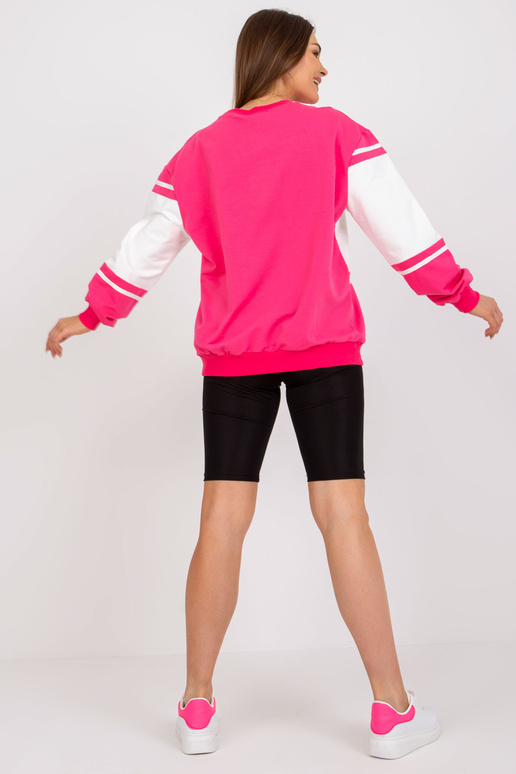 Roosa ja valge puuvillane kapuutsita...