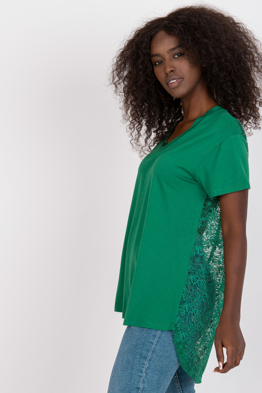 Tumeroheline avar pluus pitsseljaga