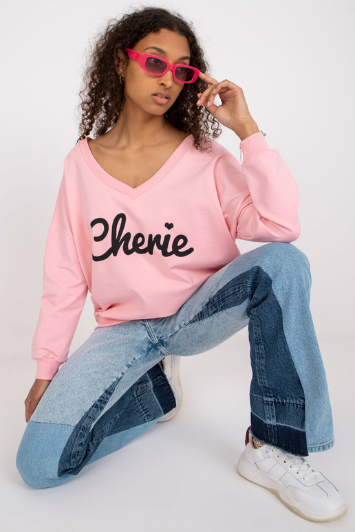 Heleroosa ja musta ülisuure mustriga...