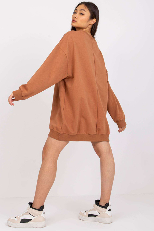 Helepruun pikk dressipluus kirjaga...