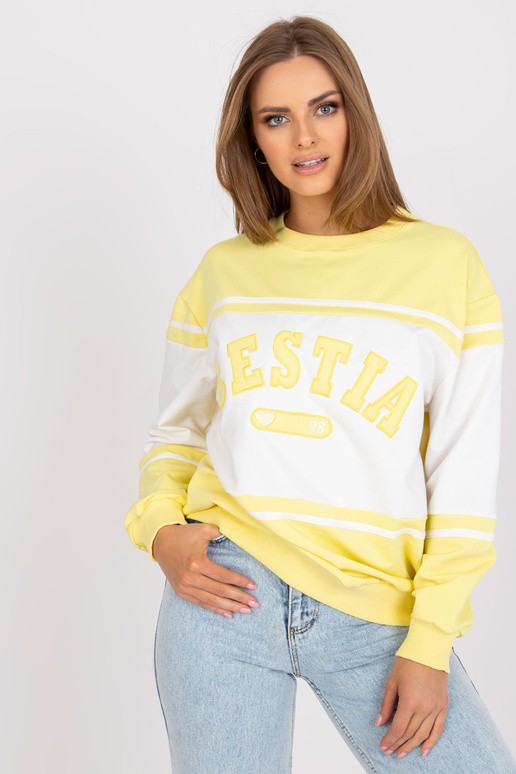 Kollane ja valge kapuutsita...