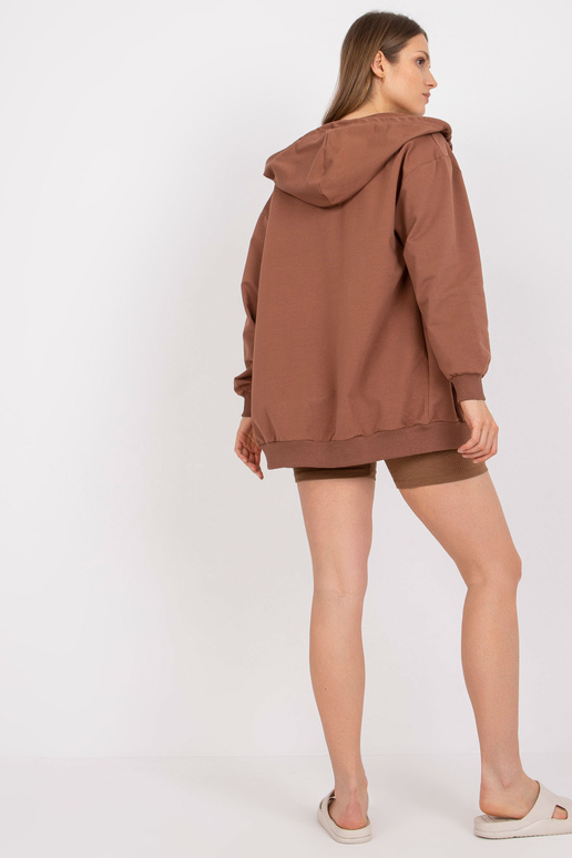 Pruun kolmeosaline põhikomplekt...