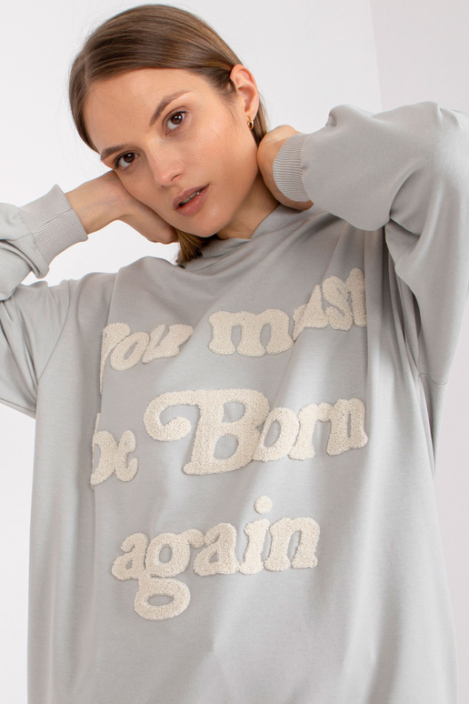 Helehall pikk pusa ja triipudega...