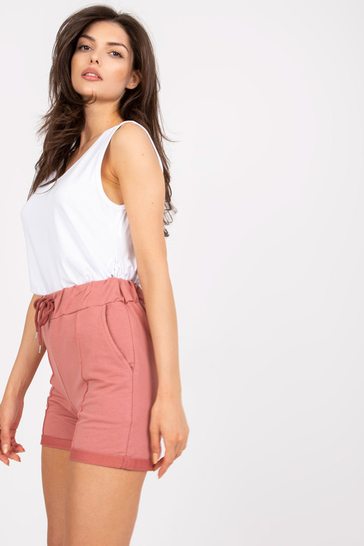 Kõrge vöökohaga määrdunud roosad...