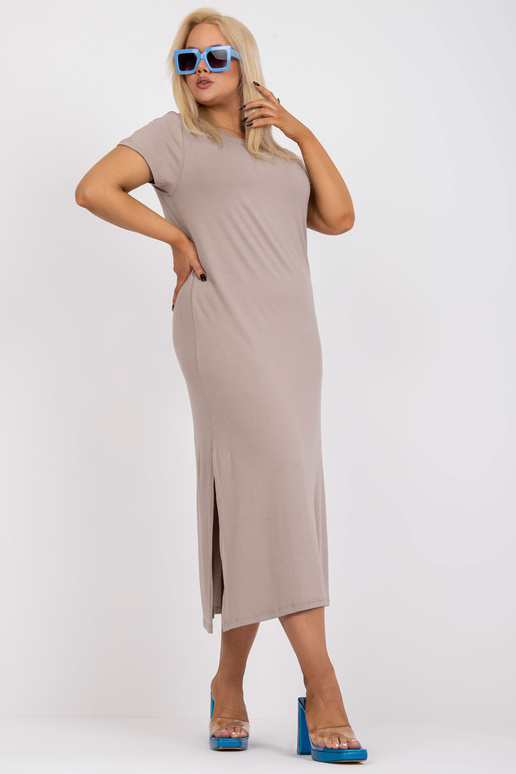 Tumebeež pluss suuruses põhikleit...