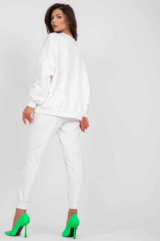 Valge kaheosaline puuvillane...