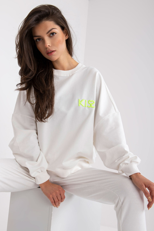 Valge kaheosaline puuvillane...