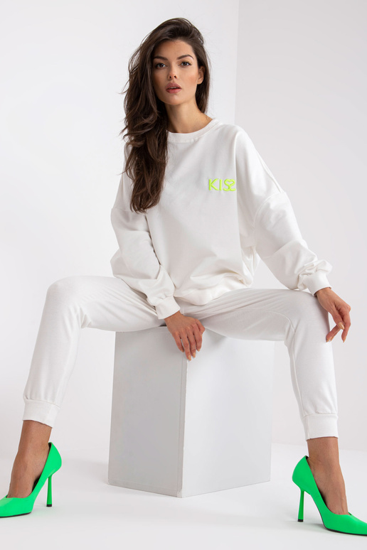 Valge kaheosaline puuvillane...