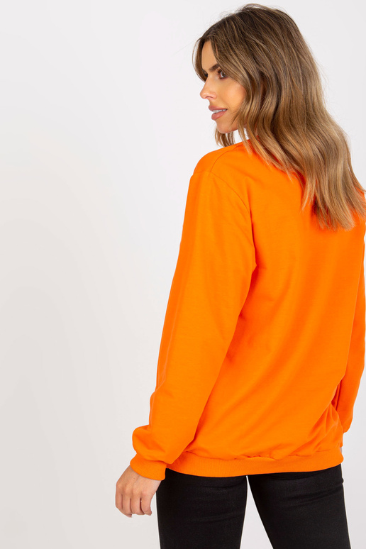 Oranžikasvalge trükiga kapuutsiga...