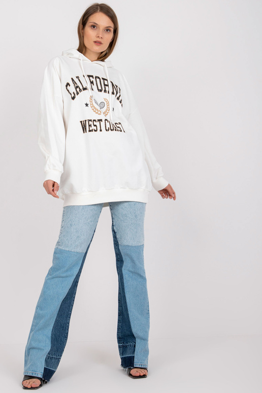 Valge ülisuure trükiga dressipluus