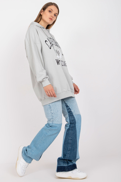 Hall printi ja pikkade varrukatega...