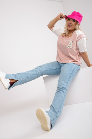 Valge ja roosa plaastriga...