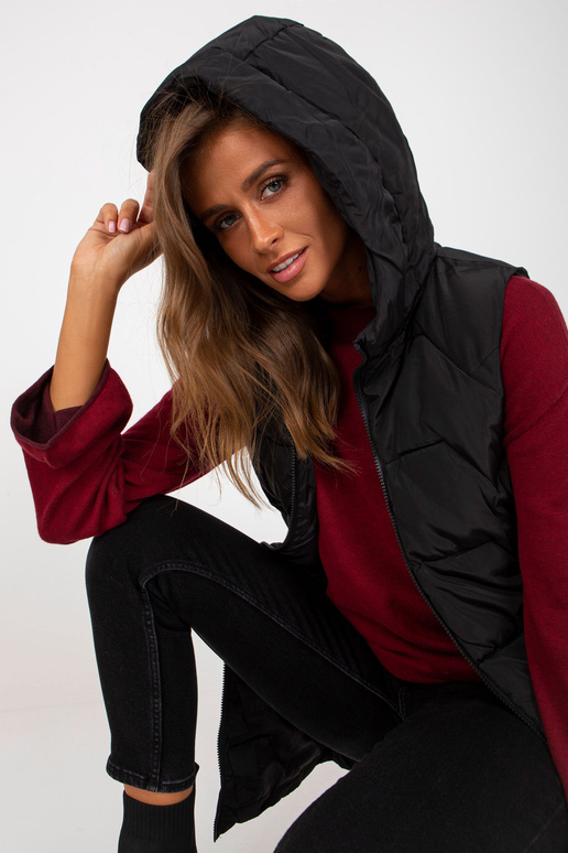 Must kapuutsiga pikk sulevest Must kapuutsiga pikk sulevest