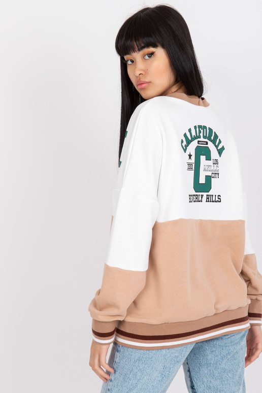 Valge kaameliga dressipluus ilma...