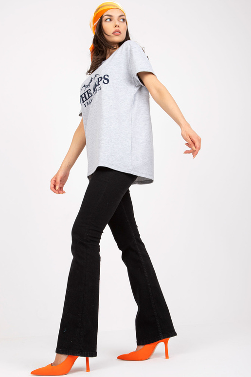 Hallikas-tumesinine plaastritega... Hallikas-tumesinine plaastritega...