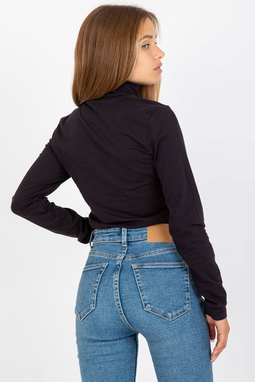 Must liibuv kaelusega pluus...