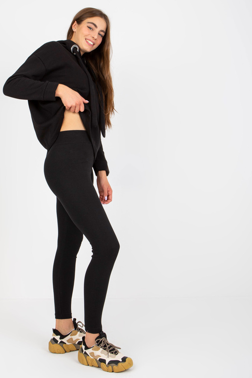 Must naiste dressipluusi komplekt... Must naiste dressipluusi komplekt...