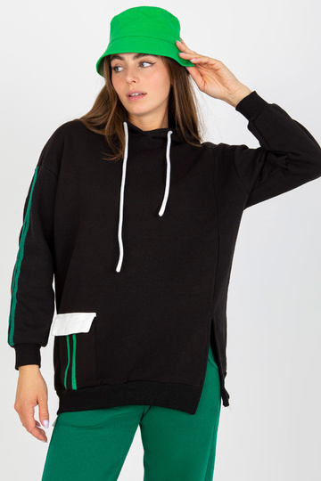 Must pusa ja triipudega pusa 2