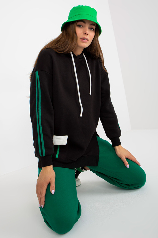 Must pusa ja triipudega pusa Must pusa ja triipudega pusa