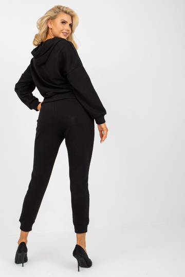 Must kaheosaline pusa... 2