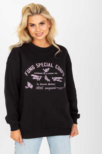 Must ülisuure trükiga...