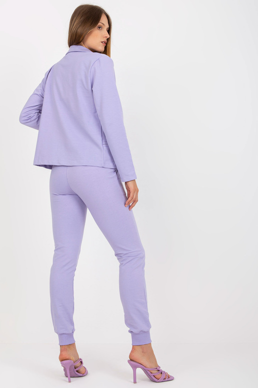 Helelilla kaheosaline dressipluusi...