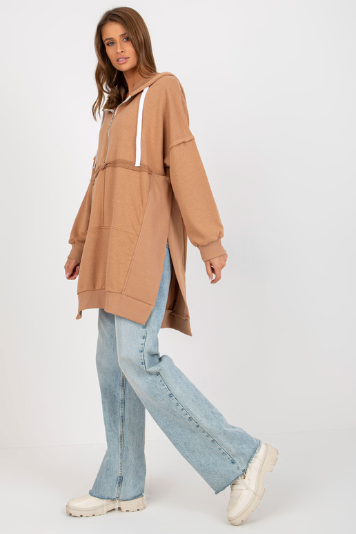 Kamelfarbenes Oversize-sviitriga...