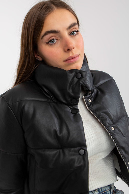 Must lühike teppiga ökonahast sulejope Must lühike teppiga ökonahast sulejope