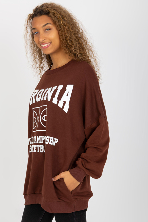 Tumepruun avar pusa prindi ja taskutega