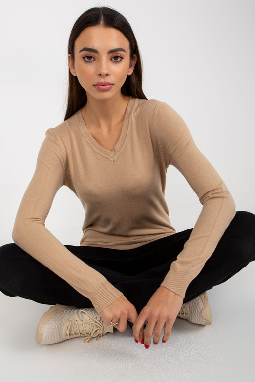 Tumebeež naiste klassikaline...