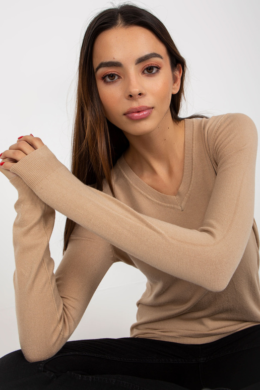 Tumebeež naiste klassikaline...