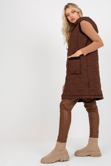 Tumepruun naiste tepitud...