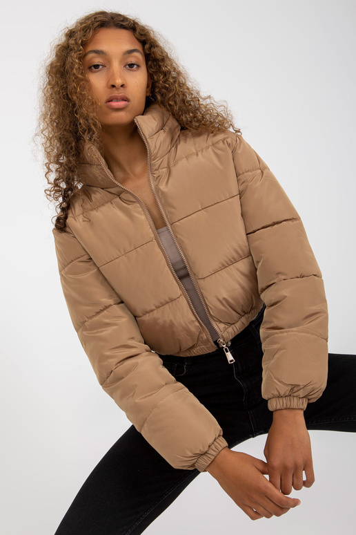 Cameli lühike talvejope Iseline tepitud Cameli lühike talvejope Iseline tepitud