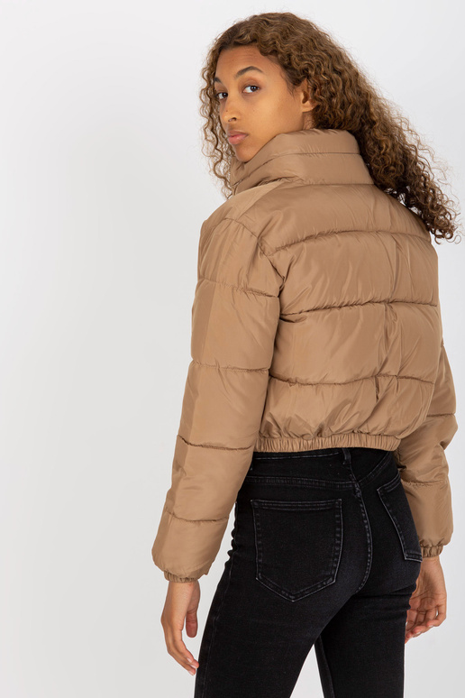 Cameli lühike talvejope Iseline tepitud Cameli lühike talvejope Iseline tepitud