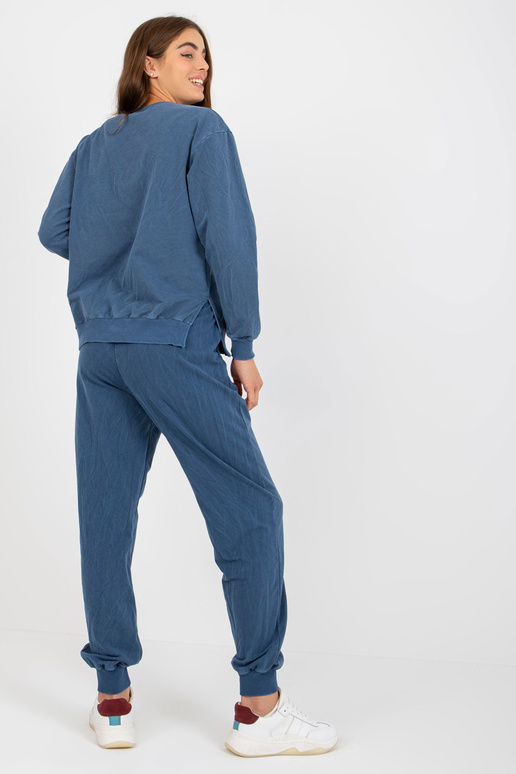 Tumesinine plaastritega vaba vabaaja...